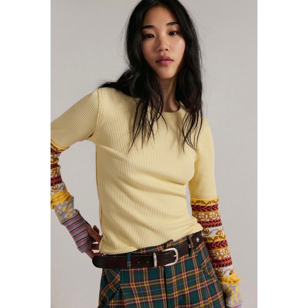 We The Free All‎ In Cuff Thermal Top Butter Yellow Combo Size Large NWT